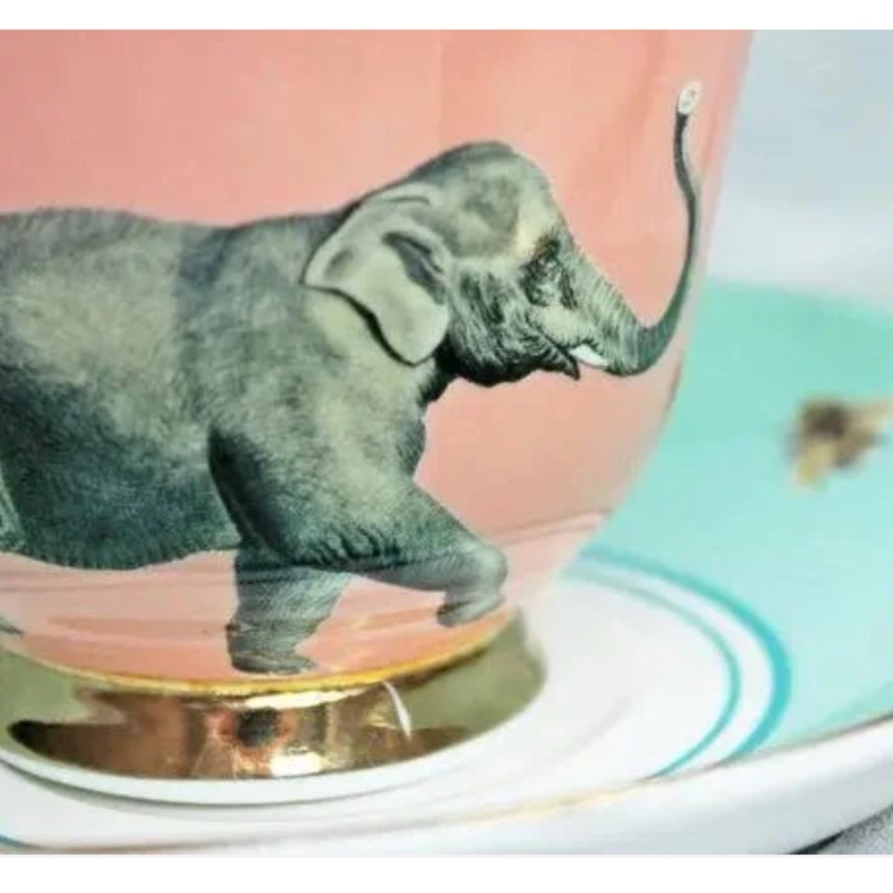 YVONNE ELLEN
 Teacup Elephant ~ New No Original Box - Picture 3 of 10